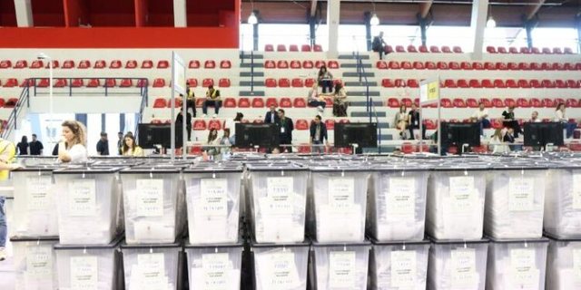 Emrat/ Ja kush janë deputetët që garuan në zgjedhjet e 11