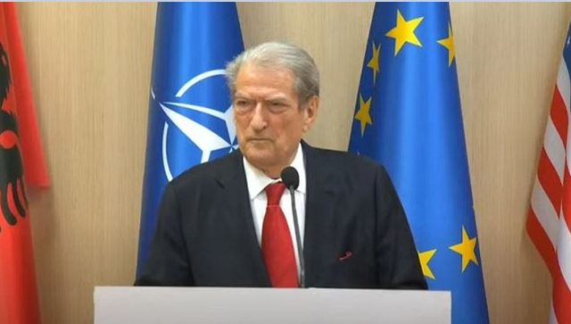 “Bashkëpunojmë me PS vetëm për një