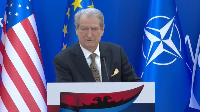 “DHL me urdhër të qeverisë shkeli kontratën”/