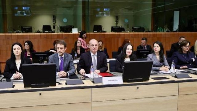 Shqipëria hap negociatat për grupkapitullin e tretë të