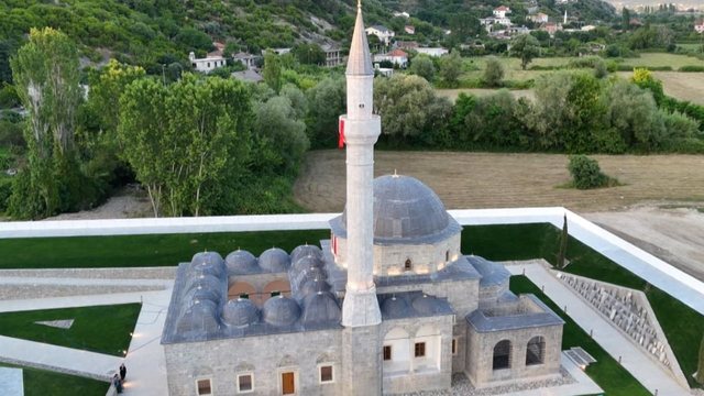 Hapet Xhamia e Plumbit në Shkodër! E renditur si një nga më