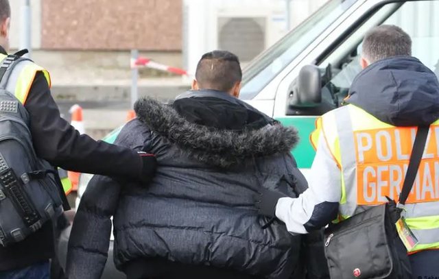 Në kërkim ndërkombëtar për trafik droge, Policia e