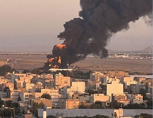 Izraeli bombardon ministrinë e Jashtme të Iranit, vret dy