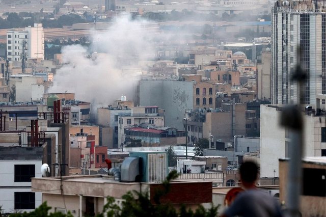 Izraeli nis sulme të reja ndaj Iranit, vret gjeneralët, godet bazat