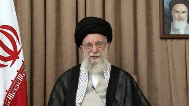 Khamenei "luan me nervat" e Trumpit: Nuk arritën asgjë me