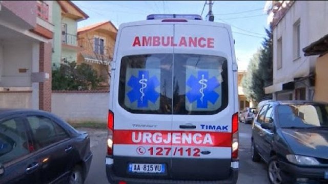 Aksident te Vau i Dejës, makina përplas 16-vjeçarin! I mituri