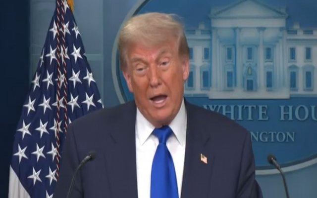 Trump: Kosova e Serbia po shkonin drejt luftës, kërcënimi im i