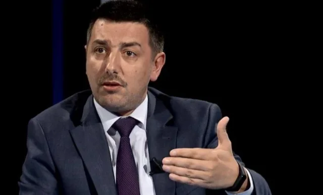 Prokuroria akuza për gazetarin Valon Syla: Kafshoi dhe kapi për