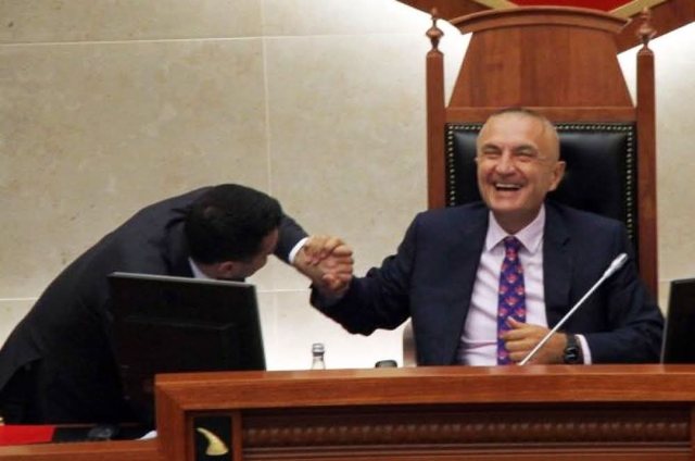 Meta letër Ahmetajt nga burgu: Si më rrëmbyen maskat në