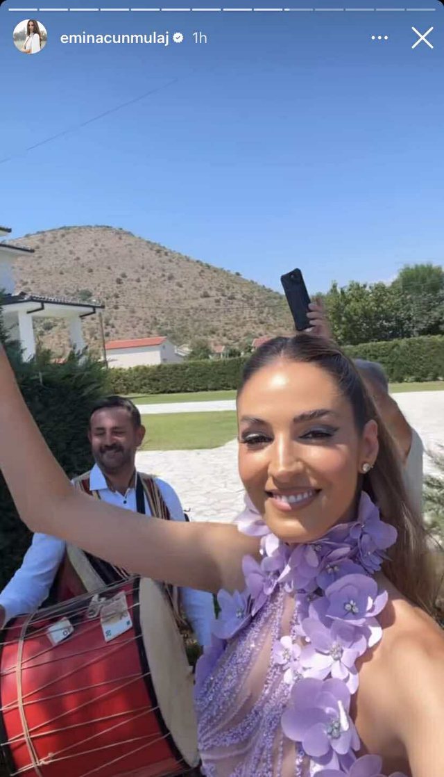 Emina Cunmulaj marton vëllain, publikon pamje nga dasma