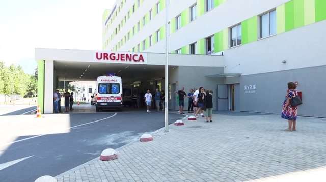 Urgjencat mbushen plot nga vapa, qindra persona paraqiten në QSUT me