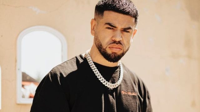 LAJM I FUNDIT/ Arrestohet në aeroport reperi Noizy, ishte nisur për