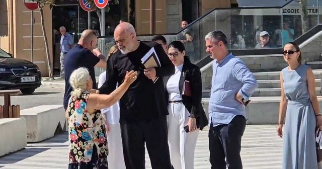 E shtynë bodyguardët e Ramës, flet 82 vjeçarja: Doja