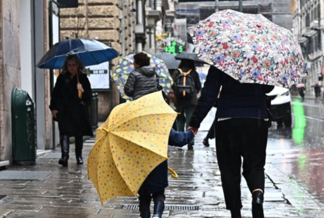 Italia mes vapës dhe motit të keq, përmbytje në