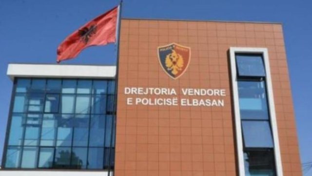 Mori kredi duke përdorur kartën e identitetit të