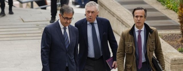 Ancelotti dënohet me një vit burg në Spanjë për