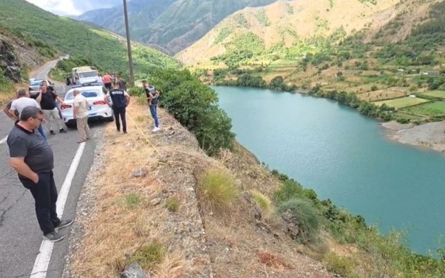 Zbardhen DETAJE të tjera/ Autorët futën në makinën e