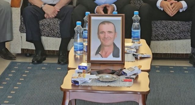 Kapiteni Arben Anamali përcillet me nderime: Heroi që dha jetën