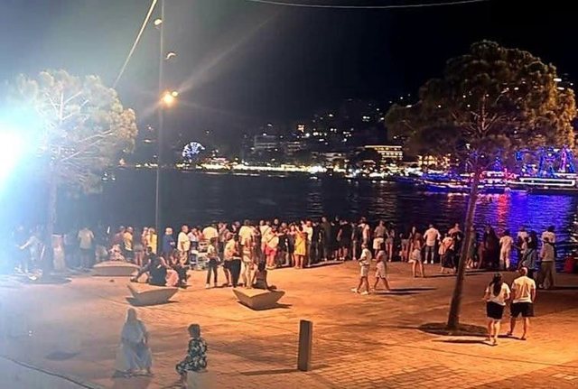 Ndjekje si në filma në Sarandë, u ndalua në makinë