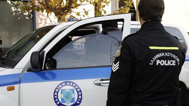 Tentoi të vriste një person/ Arrestohet në Greqi shqiptari me dy
