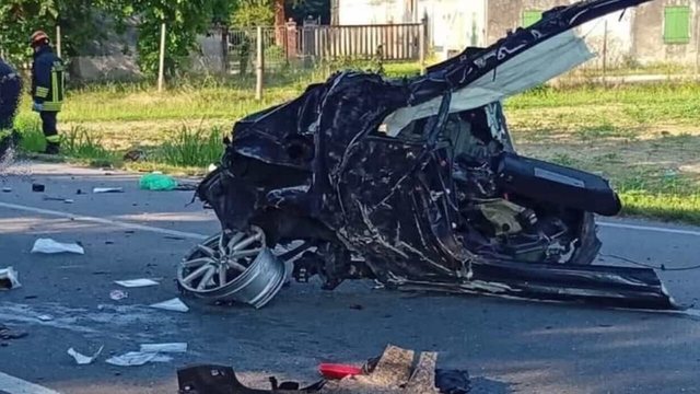 EMRI/ Tentoi t'i shpëtonte policisë, aksidentohet për vdekje