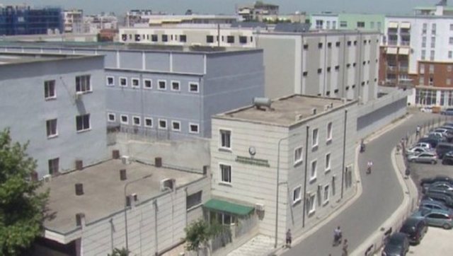 LAJMI I FUNDIT/ Policia e Burgjeve zhvillon kontrolle në institucionet e