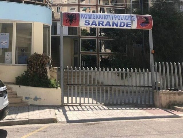 Plagosi 44-vjeçarin me thikë pas një zënke,