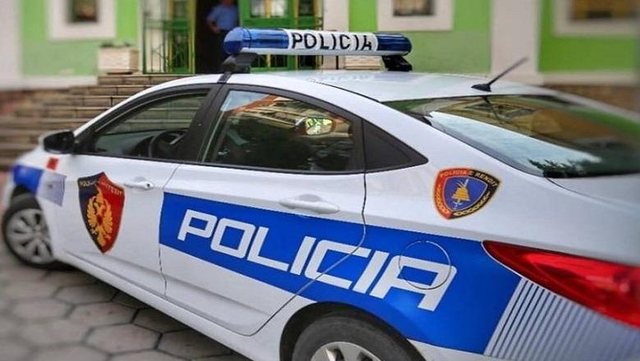 Sarandë/ 26-vjeçari qëllon me thikë ish-kunatin pas