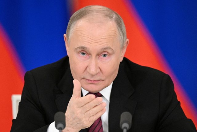 FOTO/ Shfaqet pas shumë vitesh djali sekret i presidentit Vladimir Putin,