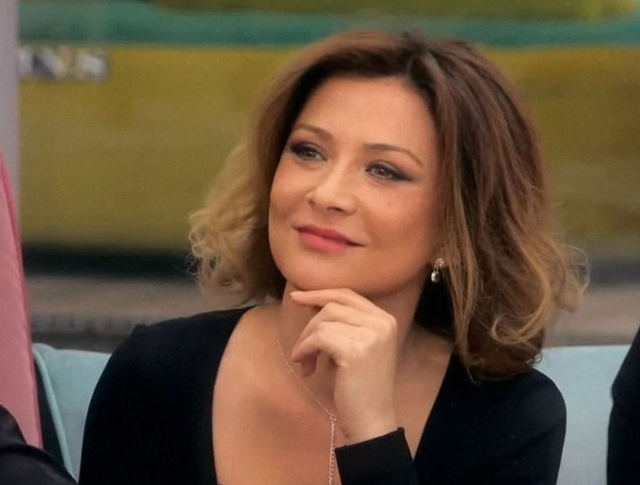 Nëna e Egla Cenos pësoi ishemi, aktorja falënderon mjekët