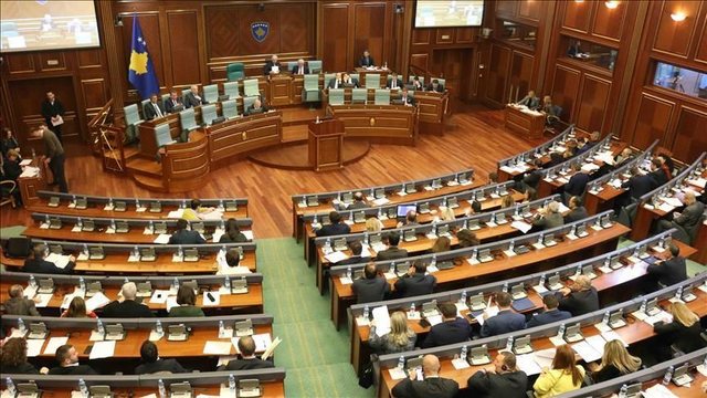S’ka kryeparlamentar! Kuvendi i Kosovës mbetet i bllokuar deri
