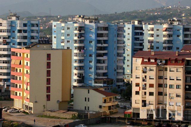 Hyn në fuqi ligji për bashkëpronësinë në pallate,