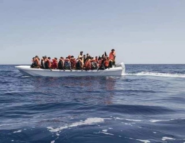 Përmbyset varka me emigrantë pranë Lampedusës, 20 të