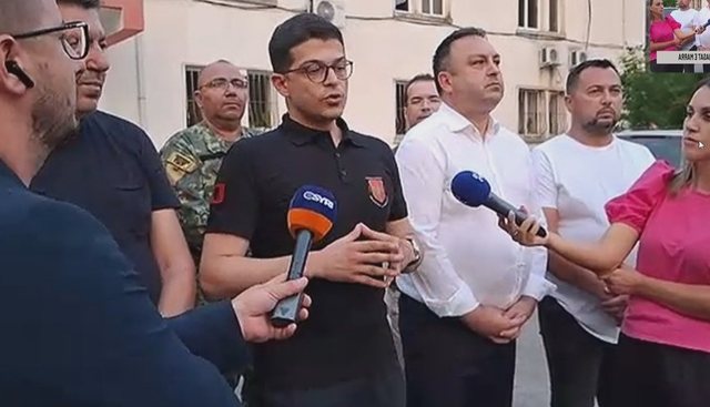Vengu: Po i blejmë avionët për fikjen e zjarreve, presim të