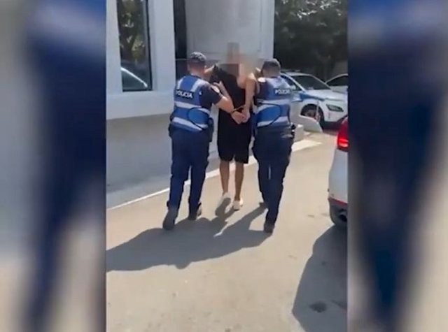 Qarkullonte i armatosur me pistoletë, arrestohet 32-vjeçari me