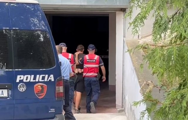 Vrasja e 14-vjeçarit në Maliq, lihen në burg autori i dyshuar,
