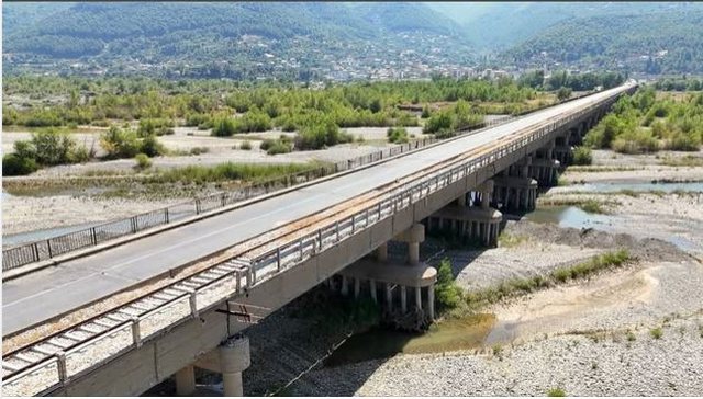 Bllokoi trafikun drejt veriut në kulmin e sezonit turistik, ARRSH del me