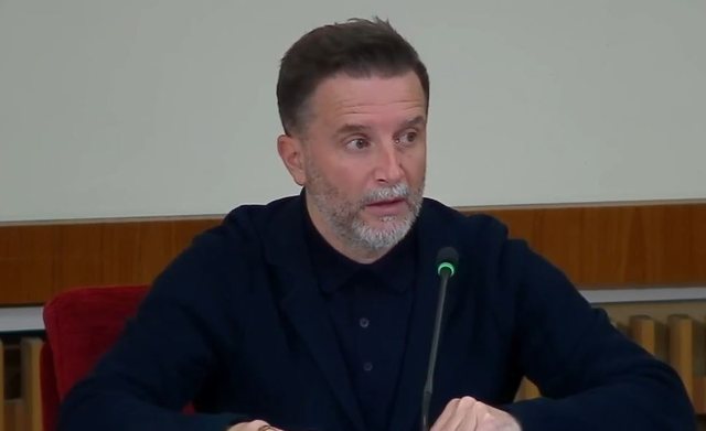 Skema e mashtrimit online, Erion Braçe nxjerr mesazhet: XUEX ka bllokon