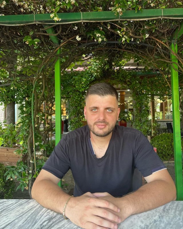 Del fotoja e Liridon Krajës, truprojës së Erogen