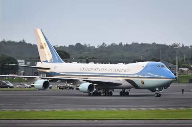 “Ju lutem bëjeni menjëherë”, avionui i