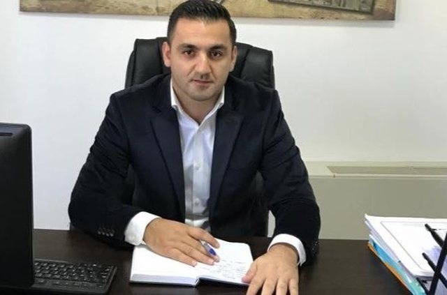 Mesila Doda doli e pavarur, ‘shpërthen’ demokrati: PD i dha