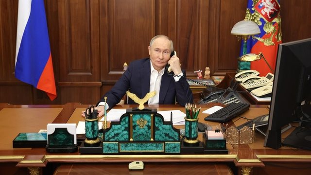Pse Putin qëndron larg rrjeteve sociale? Kremlini: Nuk është puna