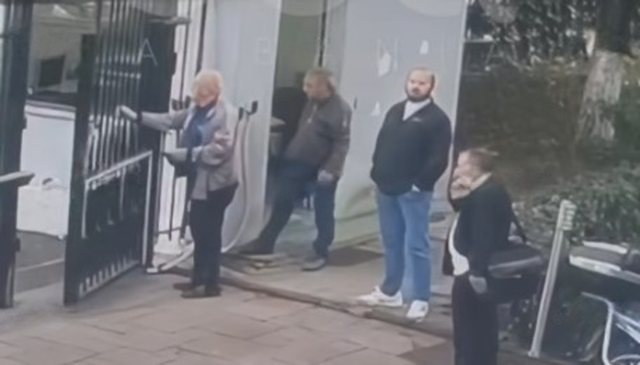 "Elvis, ti nuk je vrasës! Vrasëse ishte të kaloje jetën