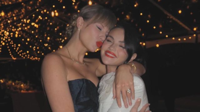 Selena Gomez mbështet Taylor Swift për albumin e ri dhe zbulon momente