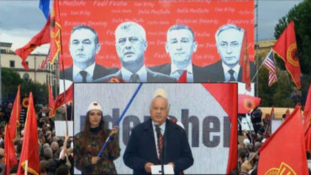 Ish-Presidenti Moisiu në protestën e UÇK-së: Të