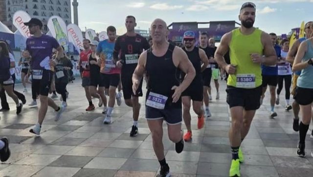 Maratona e Tiranës, mes garuesve është edhe Ramush Haradinaj