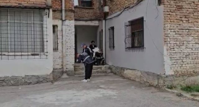 Korçë/ 70-vjeçari i jep fund jetës, hidhet nga kati i