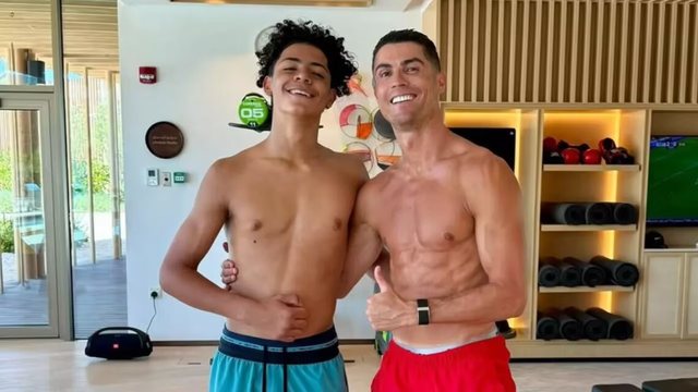 Djali i Cristiano Ronaldos, përfshihet në listën e