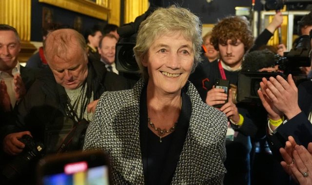 Kandidatja e pavarur Catherine Connolly fiton zgjedhjet presidenciale irlandeze