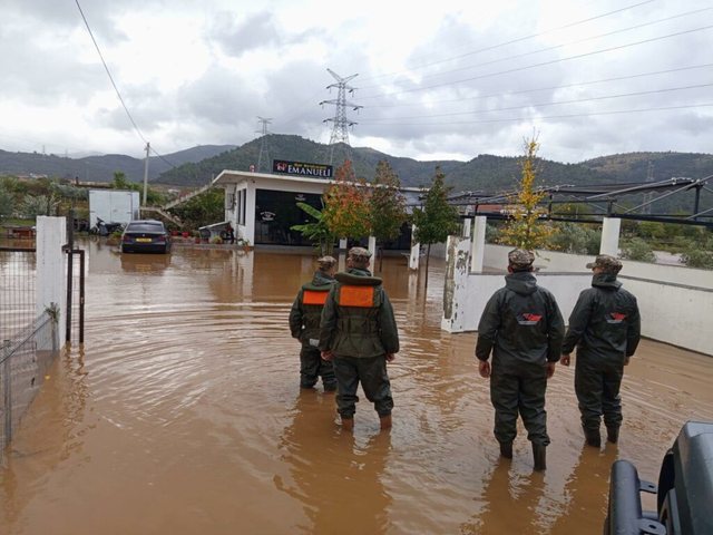 Përmbytjet/ Shtabi i Emergjencave: Në Vaun e Dejës evakuohet